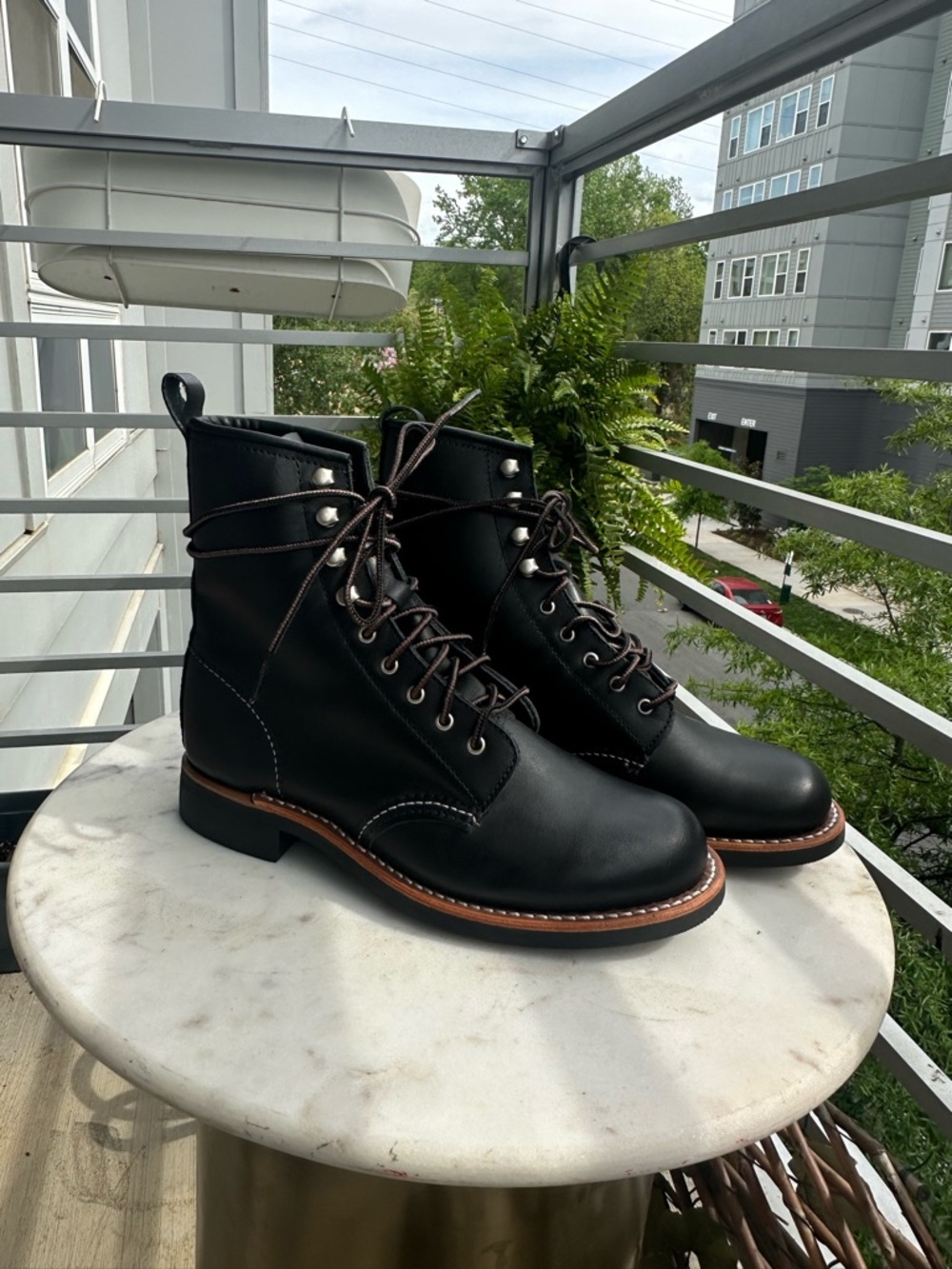 Red Wing Women’s Short Boot in Black Boundary Leather